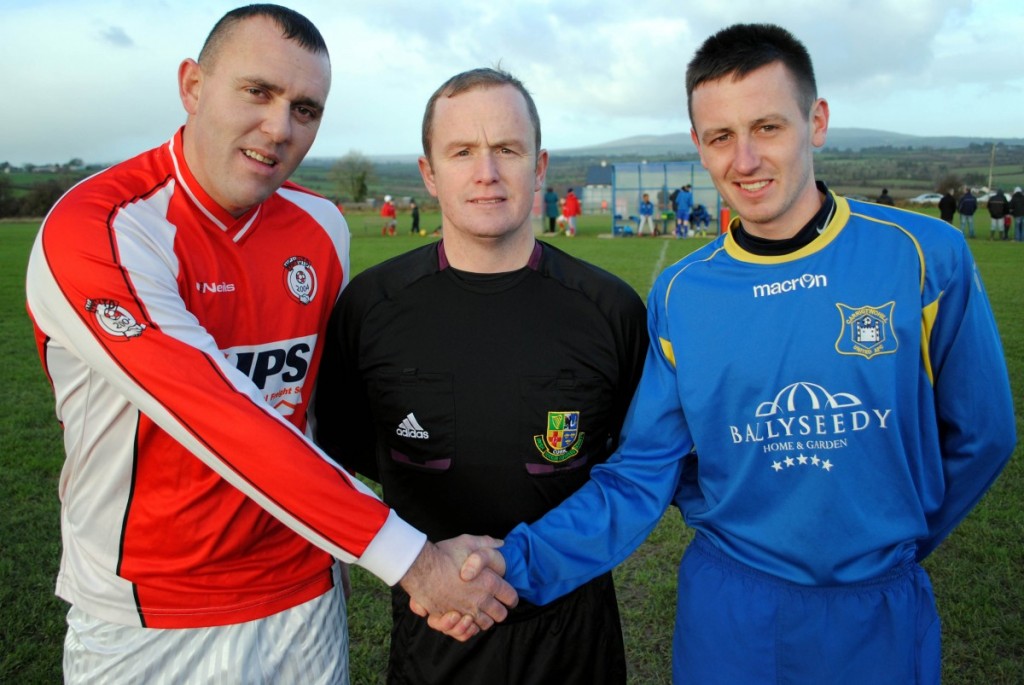 Watergrasshill and Carrigtwohill captains with referee